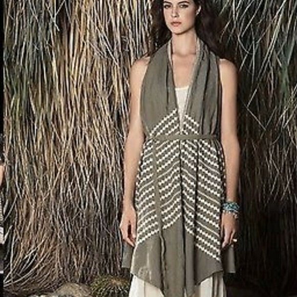 Johnny Was Tops - Johnny Was Embroidered Linen Vest